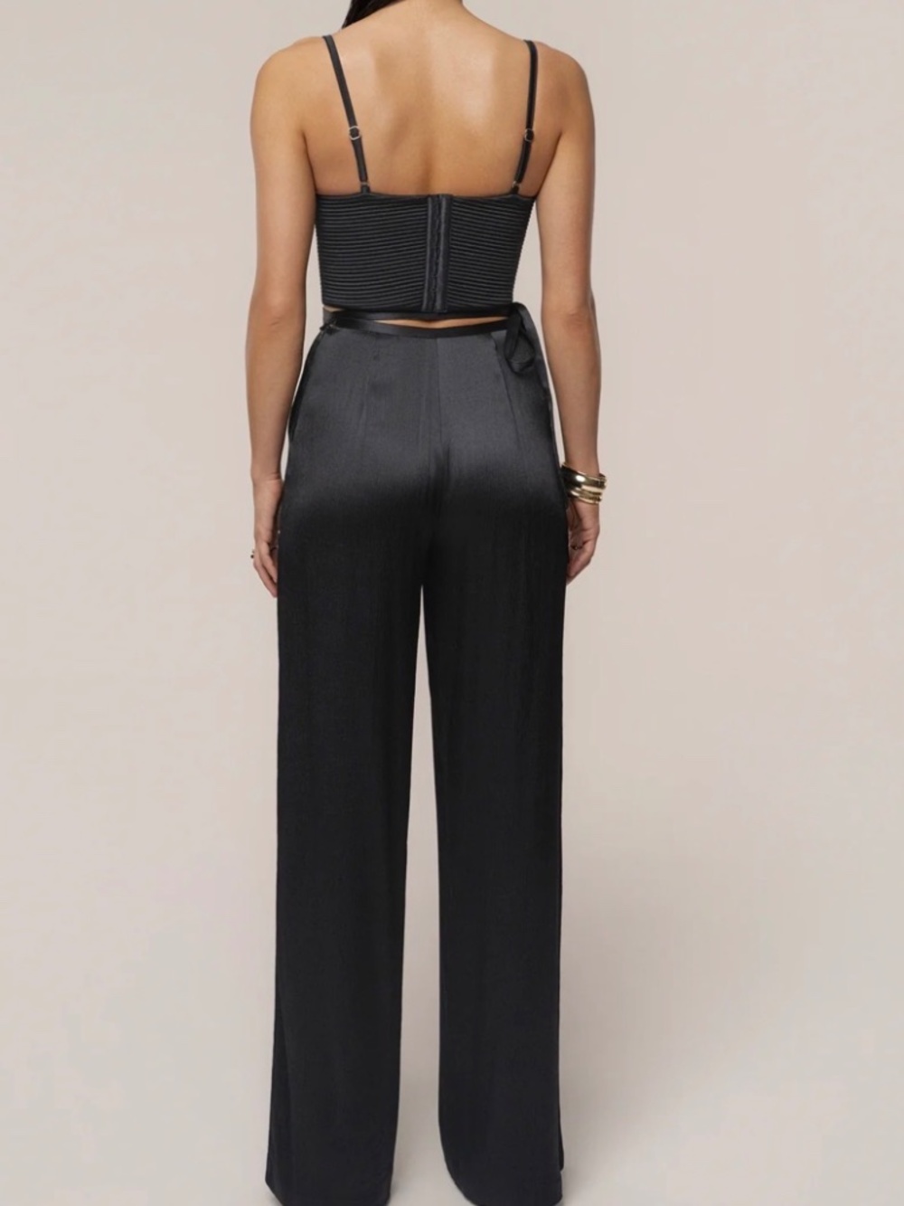 Black Bustier (L) and Satin Pants (M) set - Picture 5 of 16